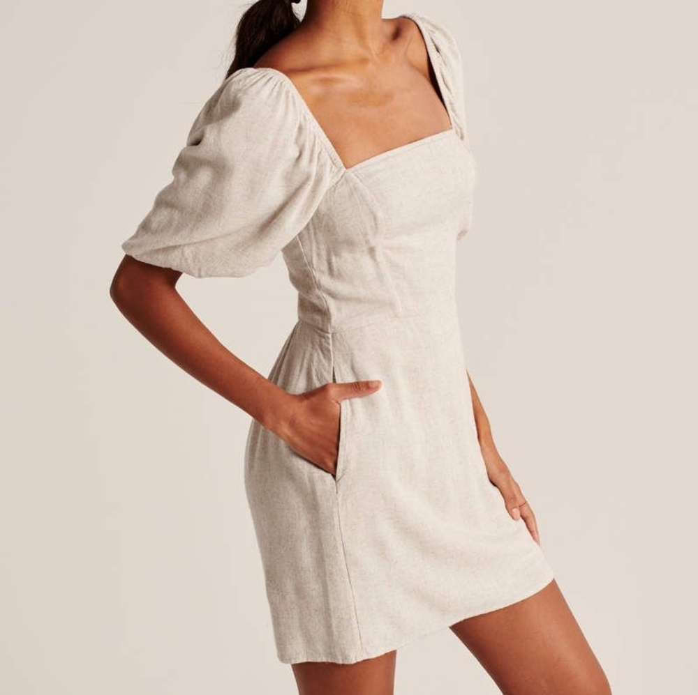 NWT | A&F | Puff Sleeve Square Neck Minidress | Size S